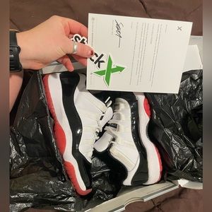 Jordan 11 Low Concord Bred - size 7W (5.5 Youth)